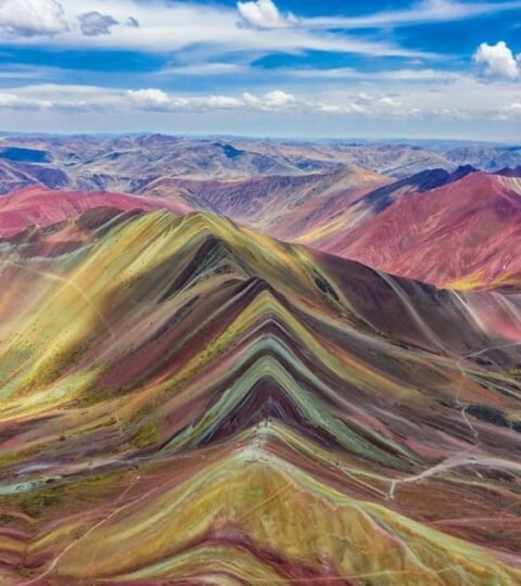Rainbow Mountain Hike Peru – 1 Day Tour with Red Valley